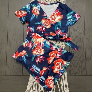 Aro Lora Floral V-Neck Crop Top and Maxi Skirt Set Size Small